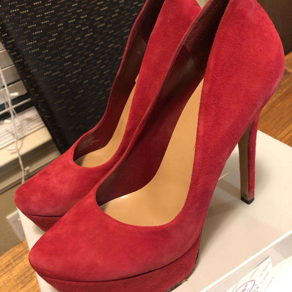 Jessica Simpson heels